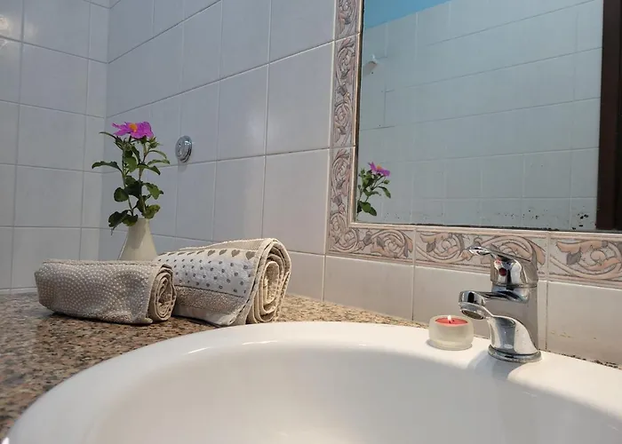 A In Zona Residenziale Апартаменты *